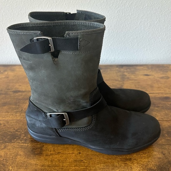 Columbia Shoes - Columbia Woman’s Elsa Boots Waterproof Size 10 EUC